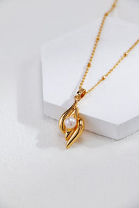 Leaf Pearl Necklace