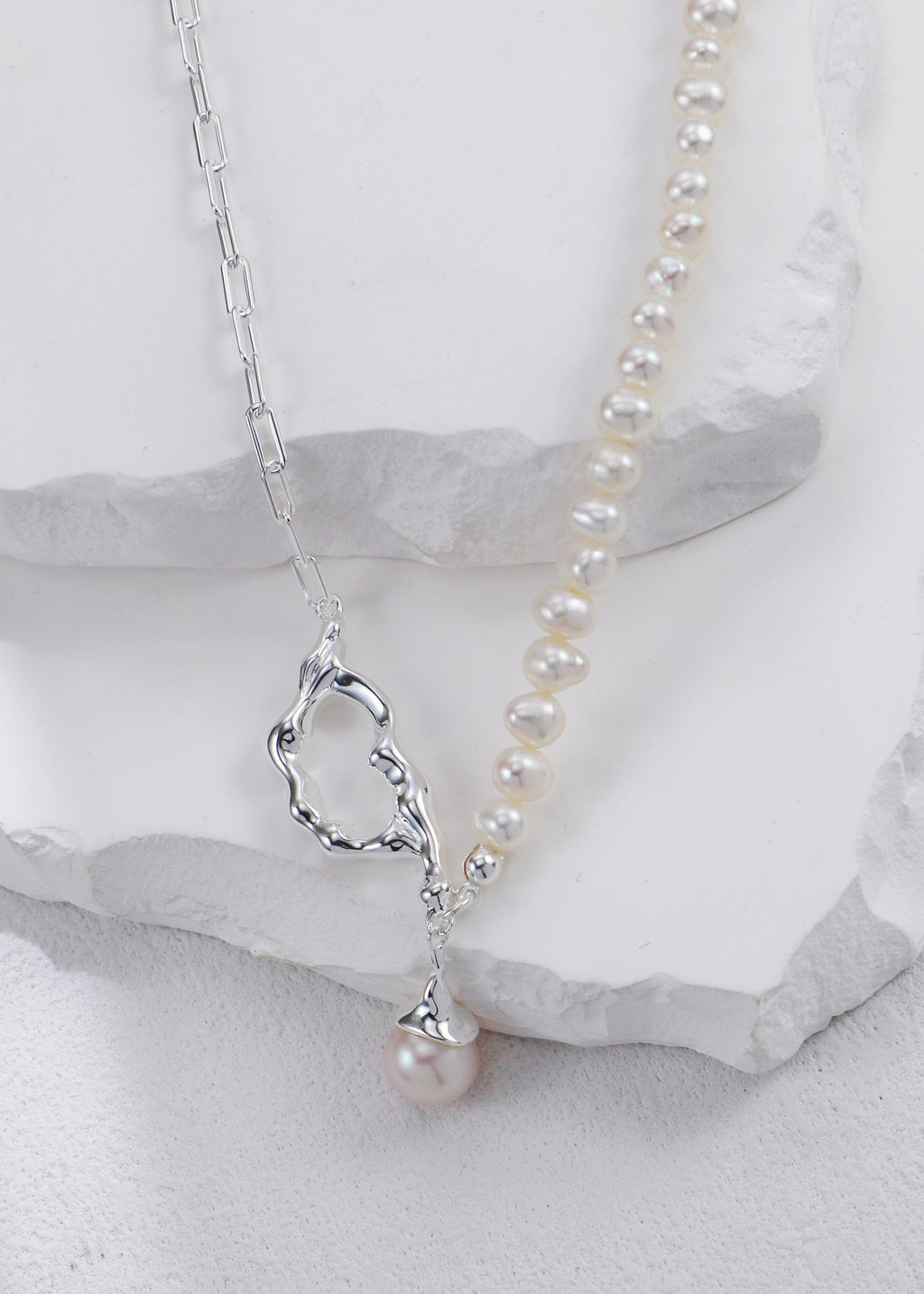 Ethereal Orbit Pearl Necklace