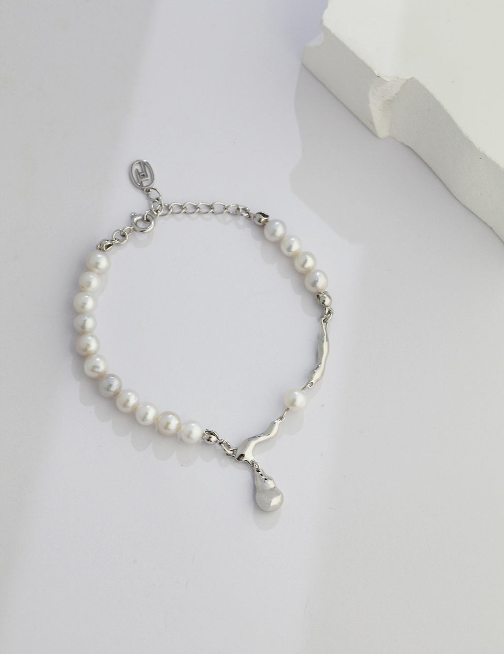 Celestial Flow Pearl Bracelet